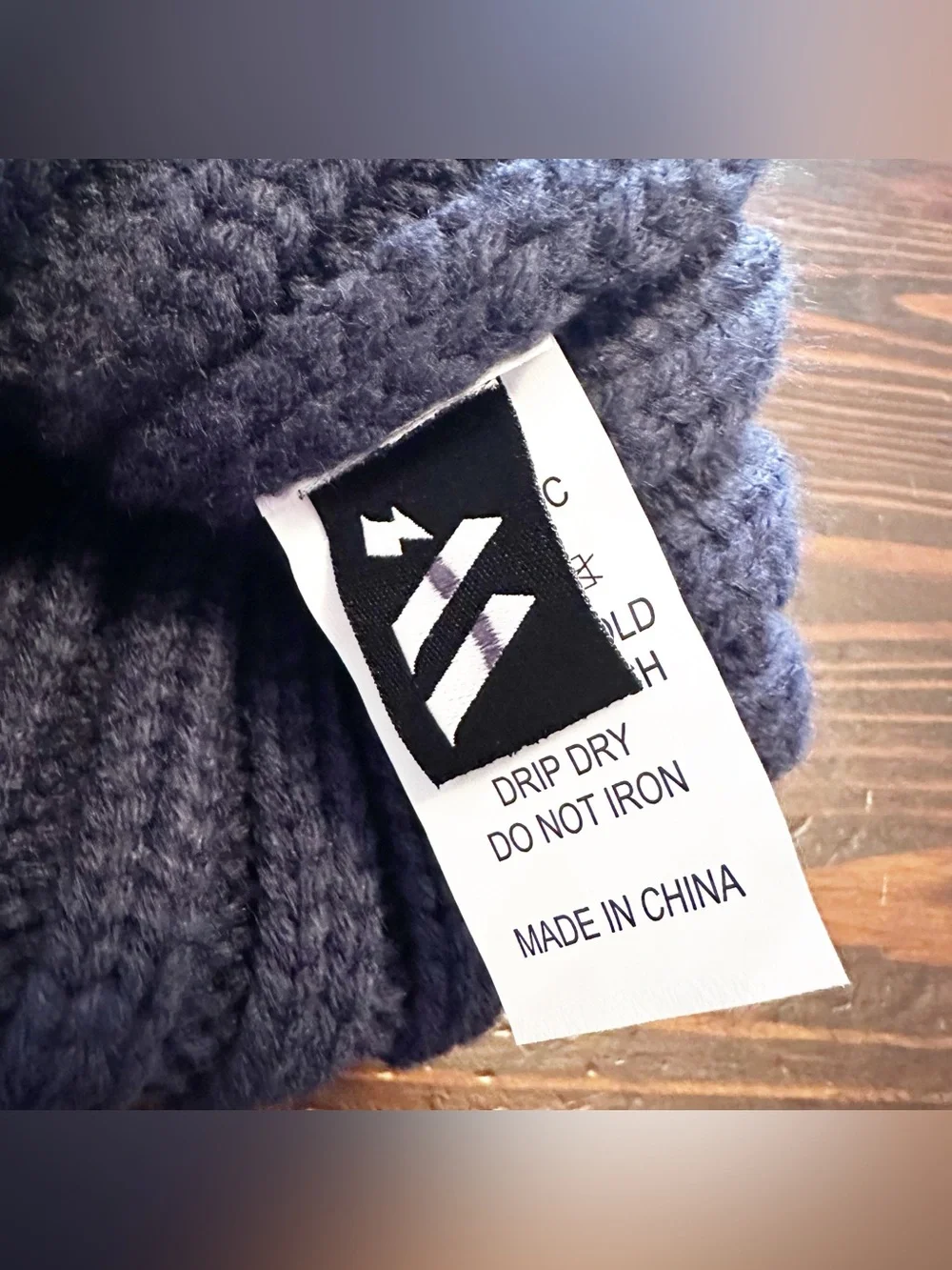 Anthropologie The Wild Collective Sporty Floral Beanie